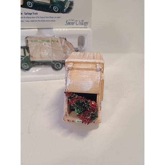 Dept 56 VILLAGE SANITATION TRUCK #54959 - 2 Available - Christmas Holiday - Picture 3 of 10